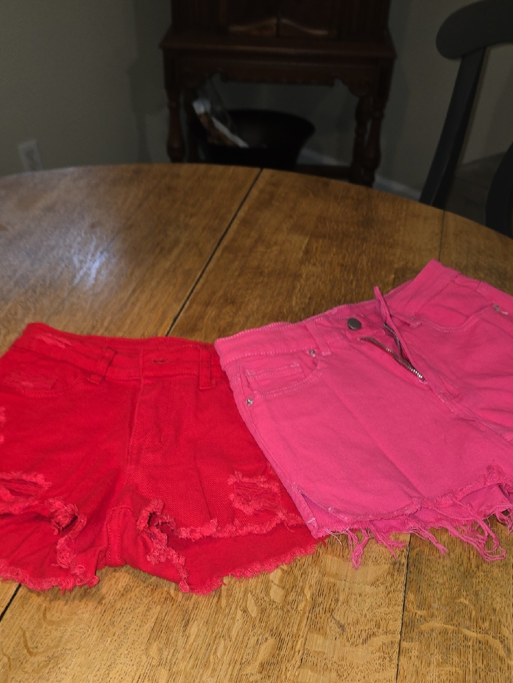SHEIN Distressed Denim Shorts in Red & Pink
